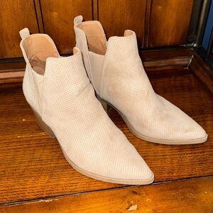 Women's Cream Ankle Boots